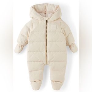 Burberry Baby Off-White Down Star Monogram Puffer Snowsuit Size 1 month